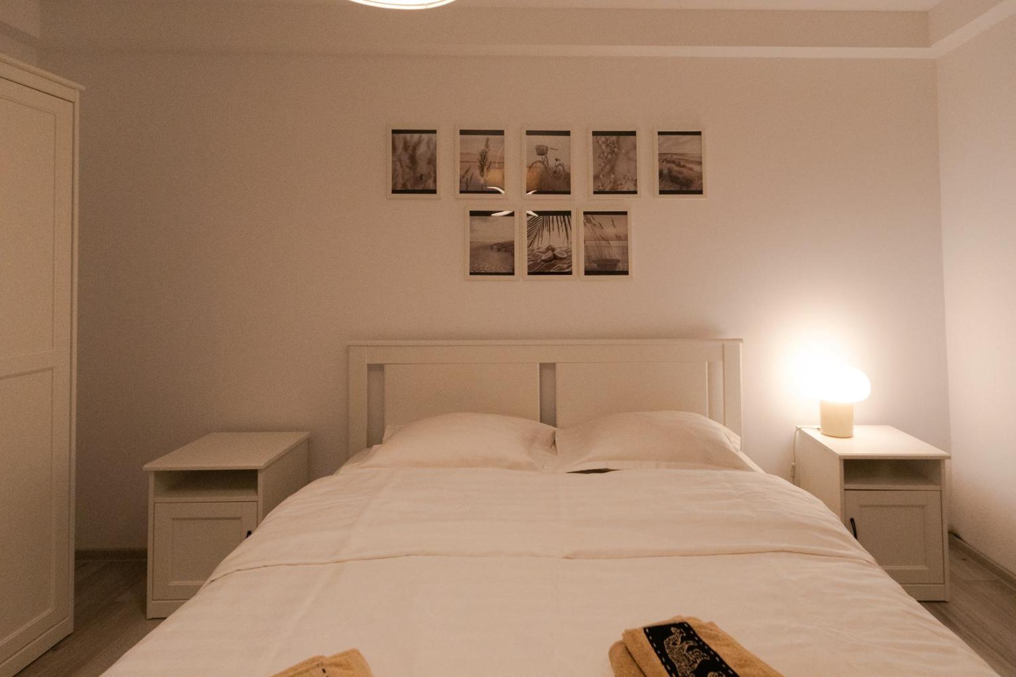 Focalize Apartament Buzău Esterno foto