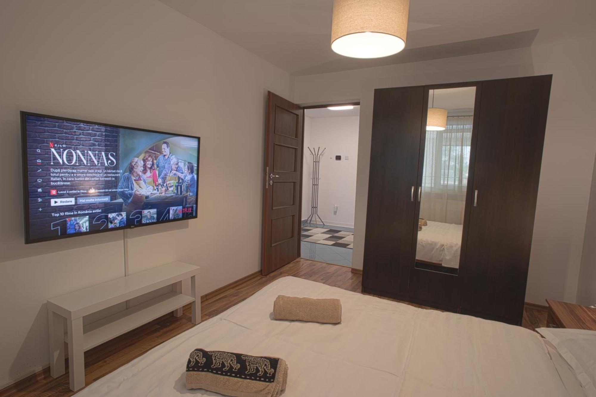 Focalize Apartament Buzău Esterno foto